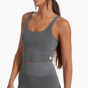 Vuori | Washed Daily Crop | Size M